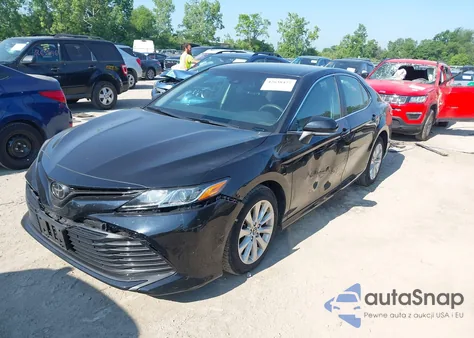 2018 Toyota Camry Le from USA, damaged, VIN 4T1B11HK8JU518185